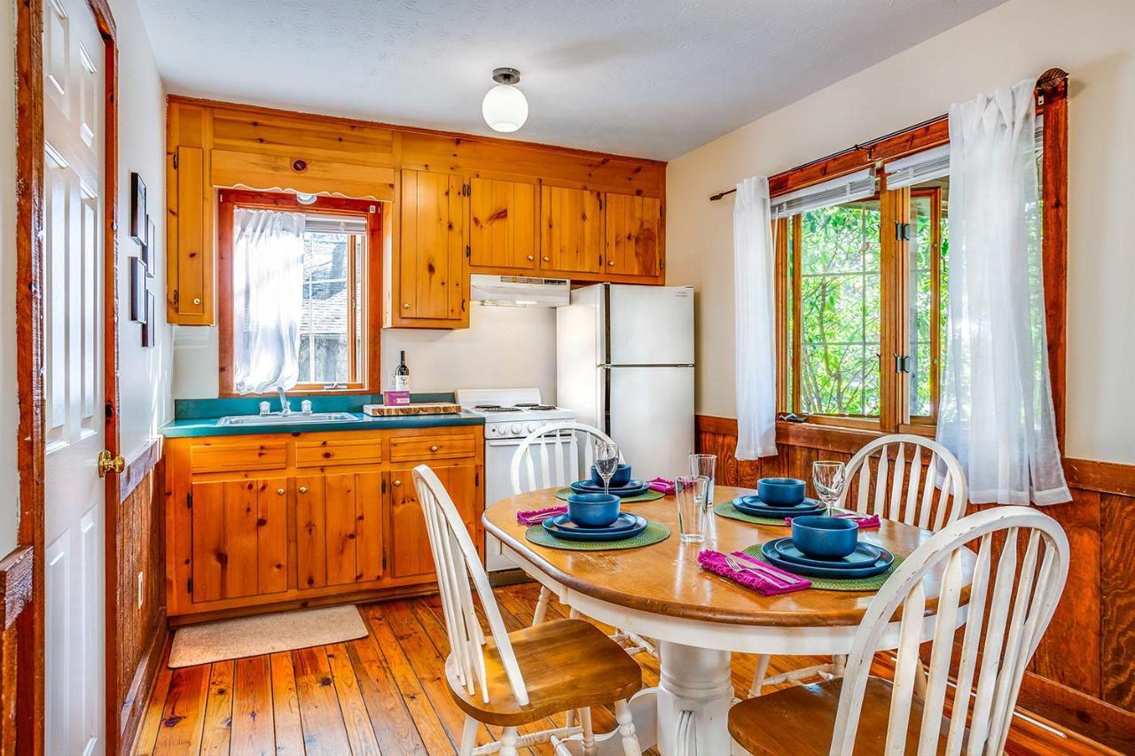 Love Ridge Mountain Lodging Lyndhurst Екстериор снимка
